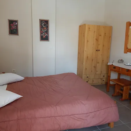 Aegeon Apartahotel Megalokori
