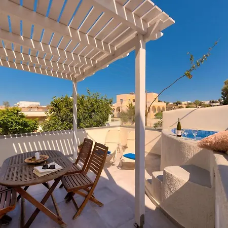 Aegeon Apart-hotel 4*