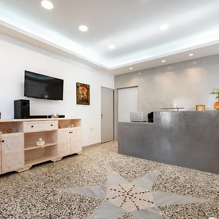 Aegeon Apart-hotel 4*