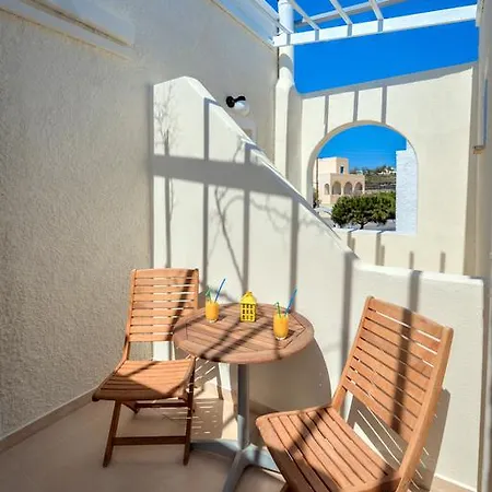 Apart-hotel Aegeon Megalochori (Santorini)