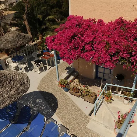 Apart-hotel Aegeon Megalochori (Santorini)