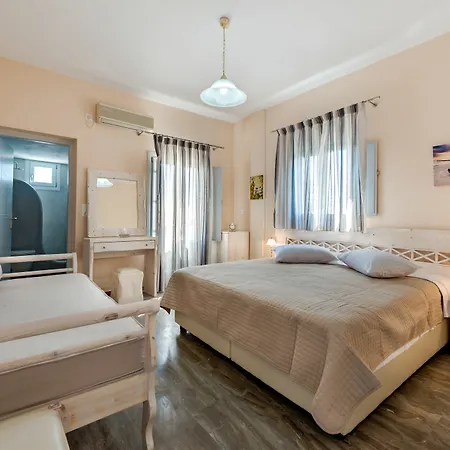 Aparthotel Aegeon Megalochori (Santorini)