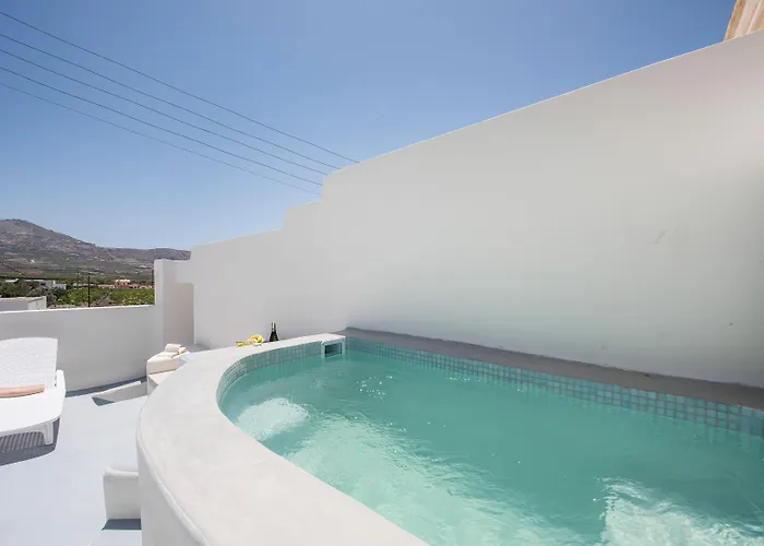 Aegeon Aparthotel 4*