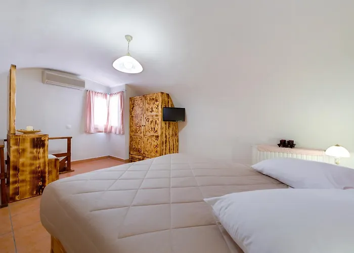 Aparthotel Aegeon Megalochori (Santorini)