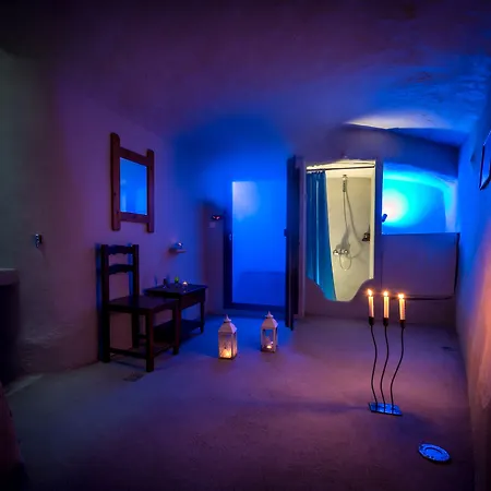 Aegeon Aparthotel 4*